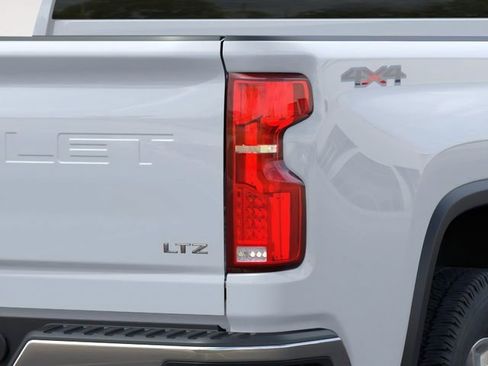 New 2026 Chevrolet Silverado 2500 LTZ w/ LTZ Convenience Package AWD/4WD image 11