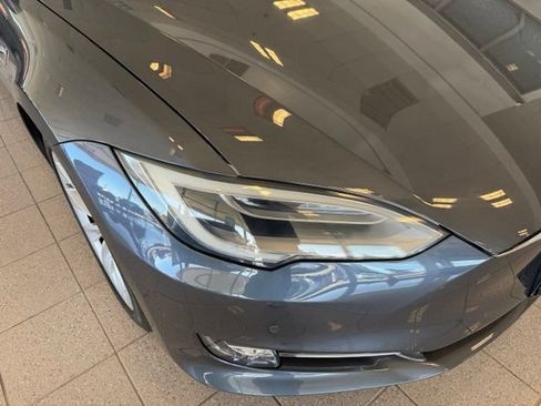 Used 2017 Tesla Model S 90D AWD/4WD image 9