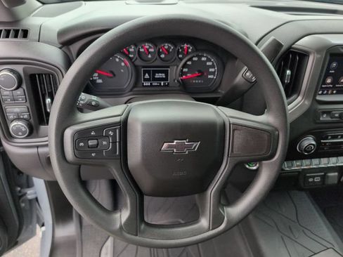 Used 2024 Chevrolet Silverado 1500 Custom Trail Boss AWD/4WD image 17