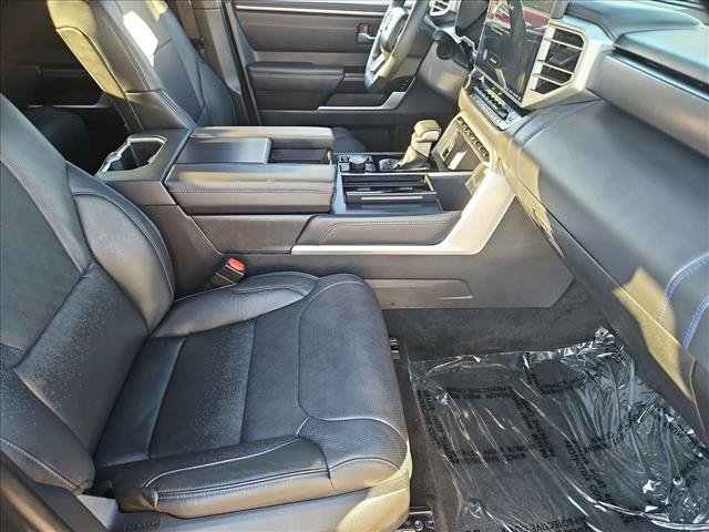 Used 2024 Toyota Tundra Platinum AWD/4WD image 27