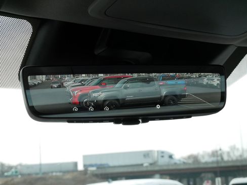 Used 2024 Toyota Tundra Limited w/ TRD Off-Road Package image 32