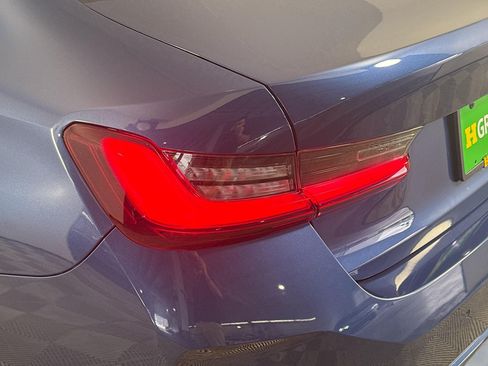 Used 2023 BMW 330i Sedan w/ Parking Assistance Package RWD image 36