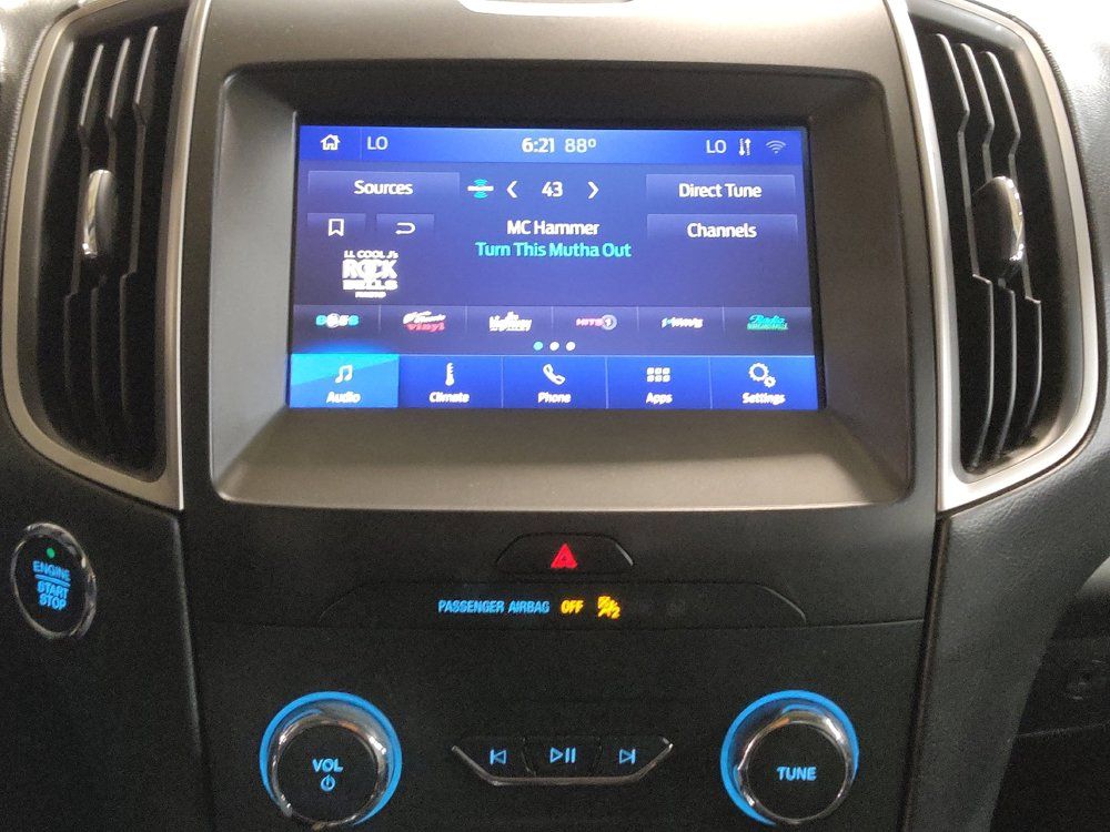 Used 2020 Ford Edge SEL FWD image 25