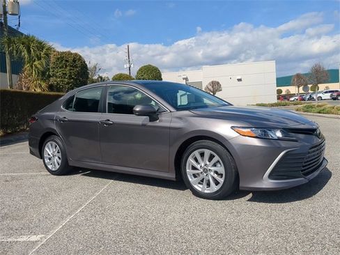 Certified 2023 Toyota Camry LE image 2