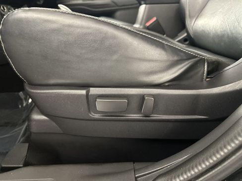 Used 2018 Mitsubishi Outlander SEL AWD/4WD image 12