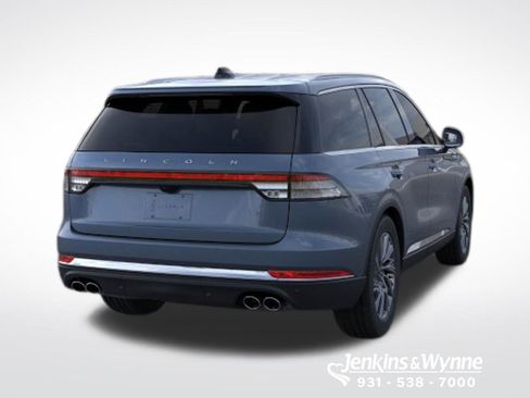 New 2026 Lincoln Aviator AWD image 8