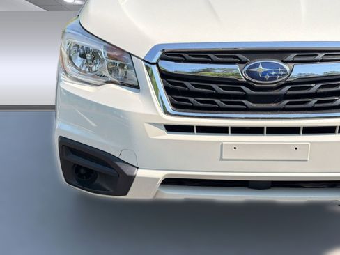 Used 2018 Subaru Forester 2.5i AWD/4WD image 11