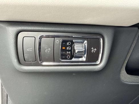 Certified 2025 Lincoln Aviator Reserve w/ Equipment Group 201A image 32