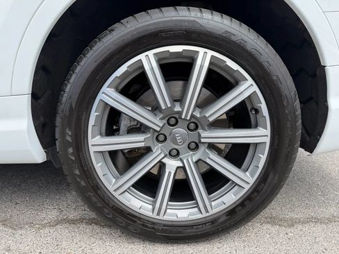 Used 2018 Audi Q7 2.0T Premium Plus w/ Premium Plus Package AWD/4WD image 9