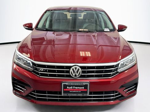 Used 2017 Volkswagen Passat 1.8T R-Line w/ R-Line Lighting Package image 2
