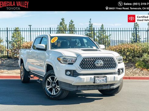 Certified 2018 Toyota Tacoma TRD Sport RWD image 1