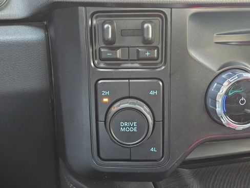 Used 2024 Ford F450 Platinum image 51