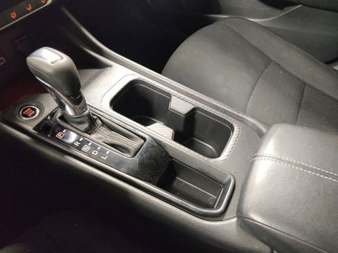 Used 2022 Nissan Sentra S FWD image 26
