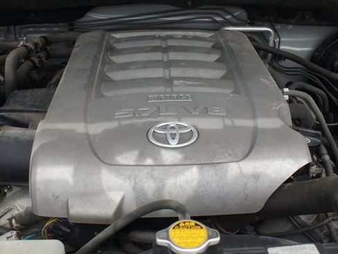 Used 2008 Toyota Sequoia SR5 AWD/4WD image 21