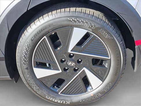 New 2026 Hyundai Ioniq 5 SE image 14