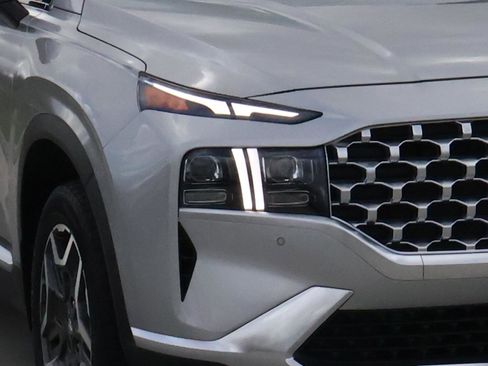 Used 2022 Hyundai Santa Fe Limited image 7