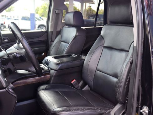 Used 2018 Chevrolet Tahoe LT RWD image 12