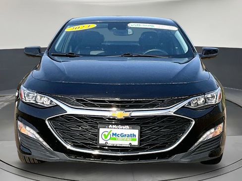 Used 2024 Chevrolet Malibu LT FWD image 2