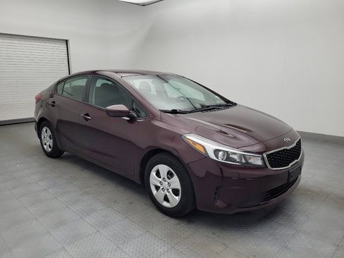 Used 2017 Kia Forte LX image 13