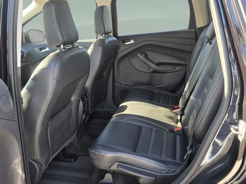 Used 2019 Ford Escape Titanium w/ U0J03 - Titanium Tow Package image 14