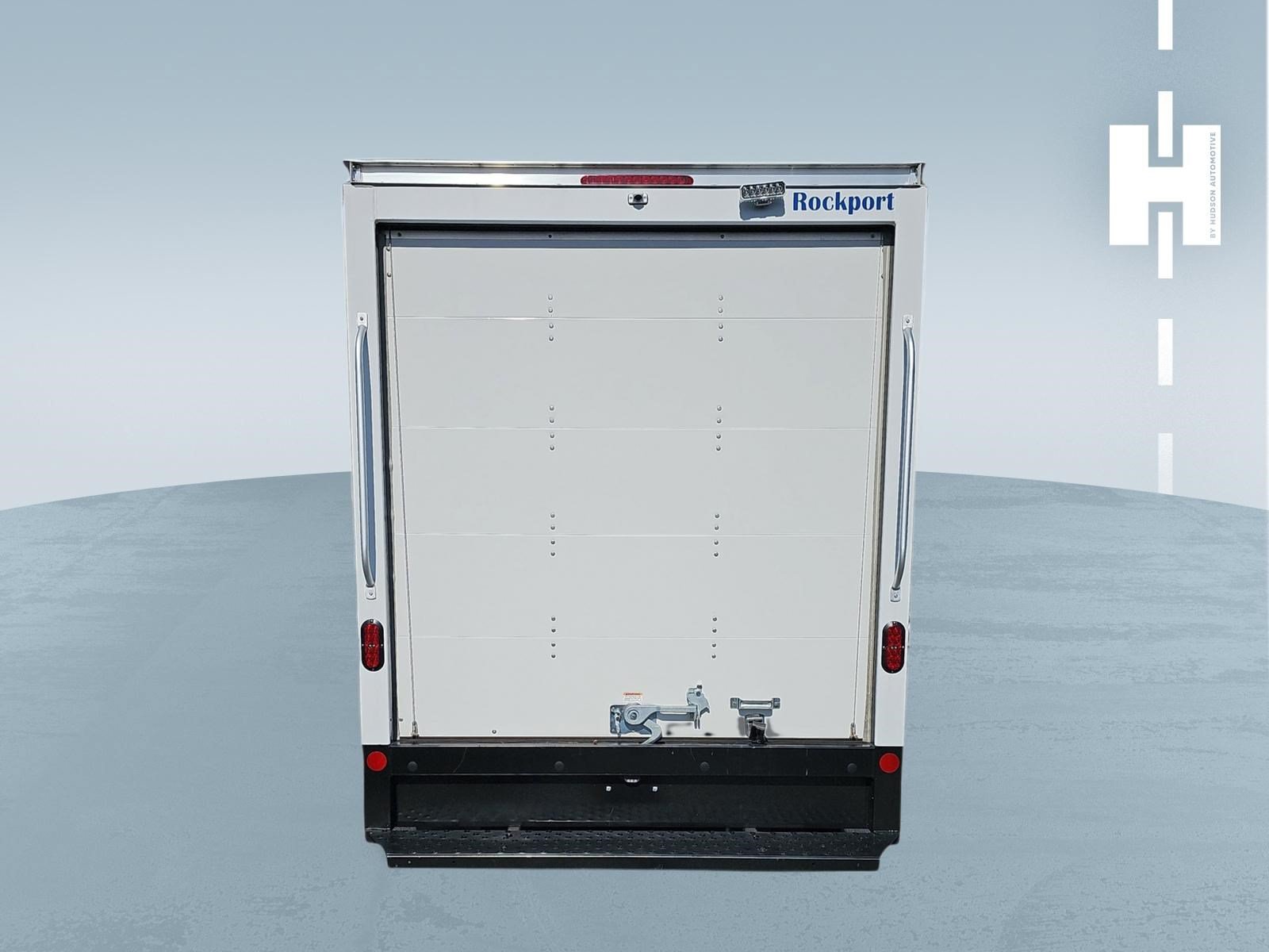 Used 2024 Ford Transit 350 RWD image 4
