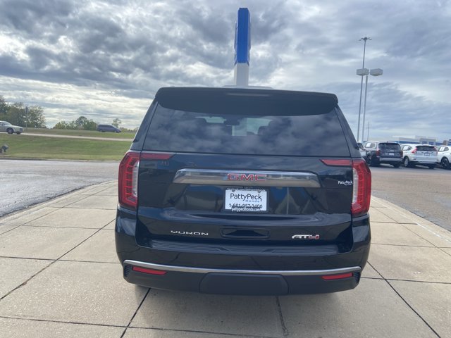 Used 2023 GMC Yukon AT4 AWD/4WD image 8