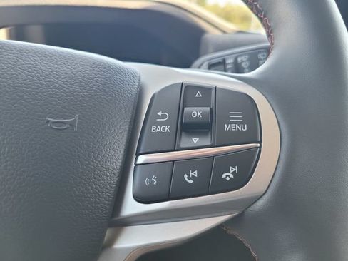 Used 2026 Ford Explorer Active w/ Active Comfort Package RWD image 26