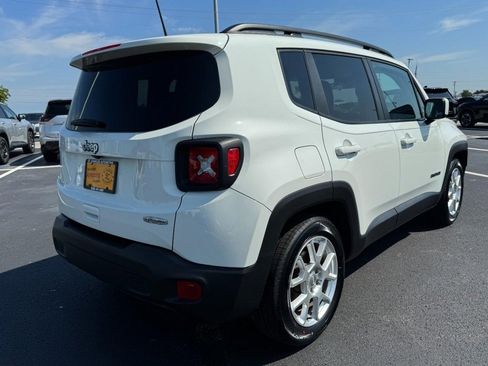Used 2020 Jeep Renegade Latitude image 3
