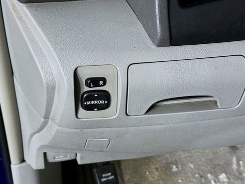 Used 2009 Toyota Camry LE image 14