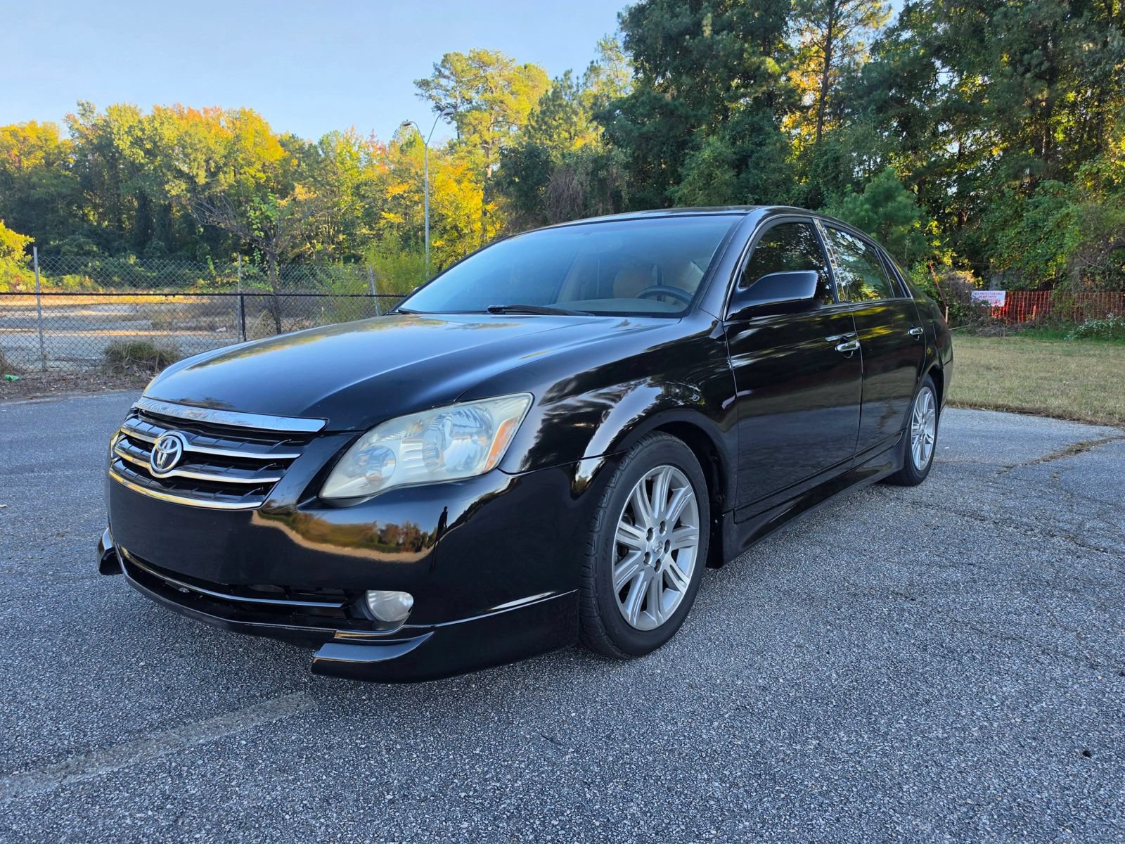 Used 2007 Toyota Avalon XL FWD image 3