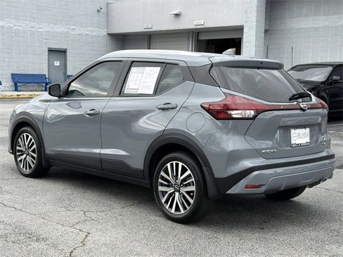 Certified 2023 Nissan Kicks SV image 5