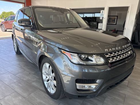 Used 2017 Land Rover Range Rover Sport HSE AWD/4WD image 2