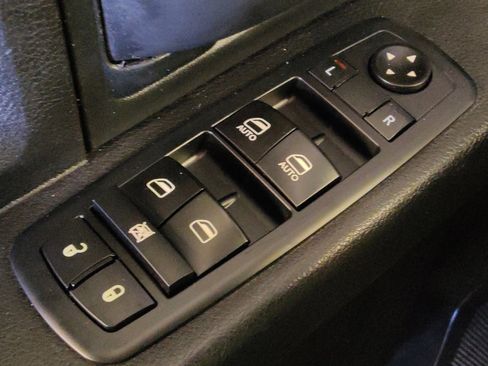 Used 2019 RAM 1500 Tradesman w/ Popular Equipment Group image 27