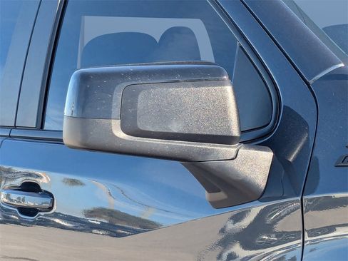 Used 2021 Chevrolet Silverado 1500 RST image 11