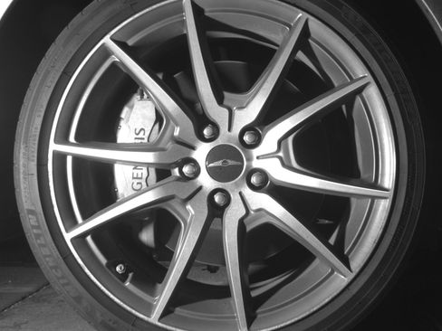 Used 2025 Genesis G70 2.5T AWD/4WD image 13