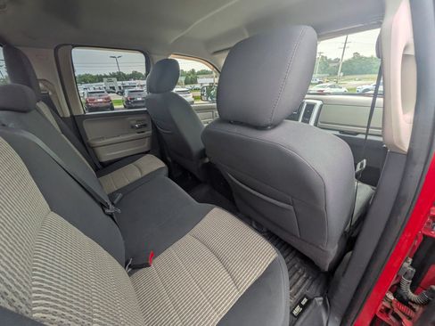 Used 2011 RAM 1500 Classic SLT w/ Remote Start & Security Group AWD/4WD image 38