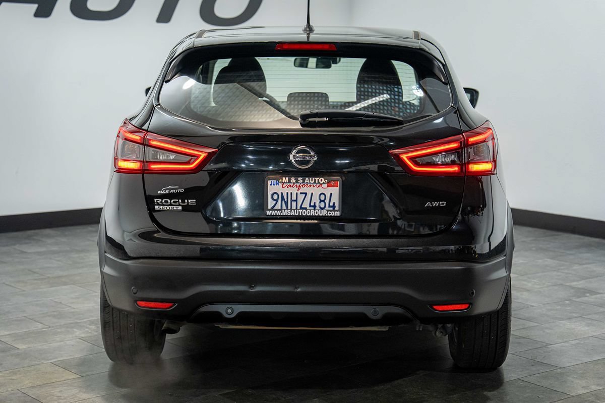 Used 2021 Nissan Rogue Sport S AWD/4WD image 2