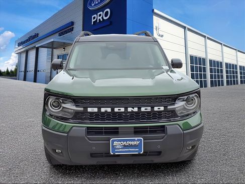 New 2025 Ford Bronco Sport Outer Banks w/ Outer Banks Tech Package+ AWD/4WD image 28