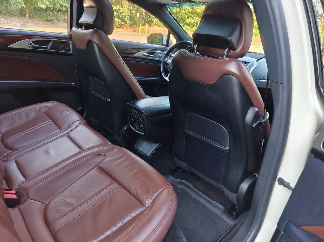 Used 2018 Lincoln MKZ Reserve w/ Technology Package FWD image 24