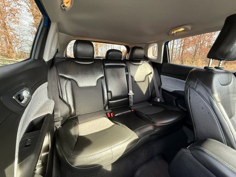 Used 2022 Jeep Compass Latitude w/ Convenience Group image 25