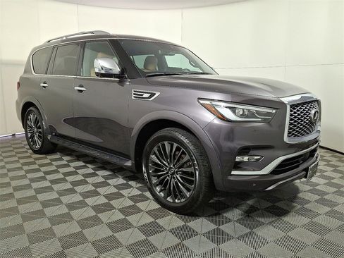 Certified 2024 INFINITI QX80 Sensory w/ All-Season Package image 4