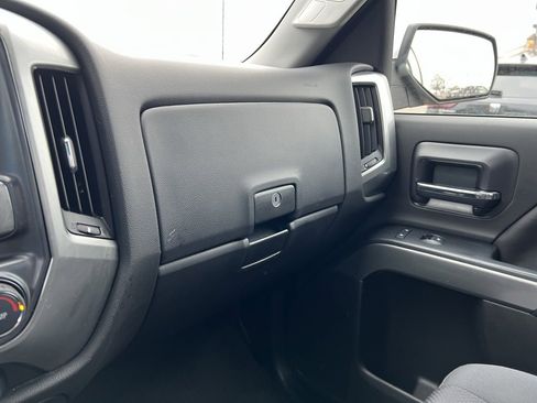 Used 2019 Chevrolet Silverado 1500 LT image 15