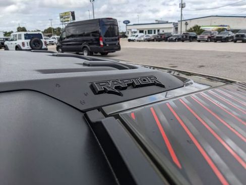 Used 2025 Ford F150 Raptor AWD/4WD image 14