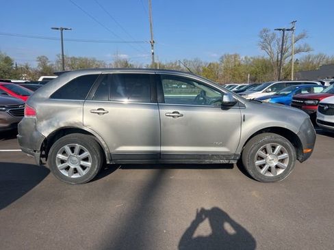 Used 2008 Lincoln MKX AWD image 4