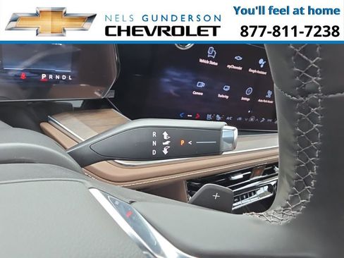 New 2026 Chevrolet Tahoe High Country AWD/4WD image 39