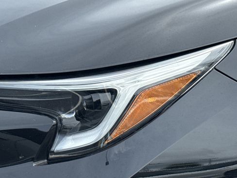 Used 2024 Toyota Corolla SE w/ SE Premium Package FWD image 6