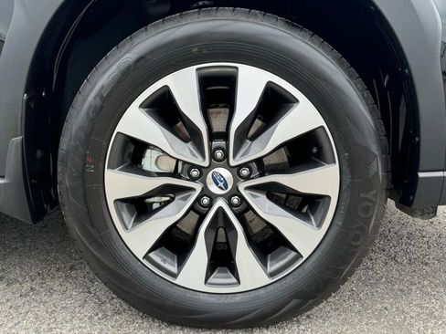 Used 2025 Subaru Outback Limited image 13