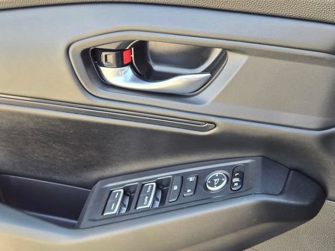 Certified 2025 Honda Accord SE image 24