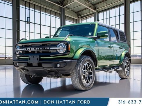 Certified 2024 Ford Bronco Outer Banks AWD/4WD image 1