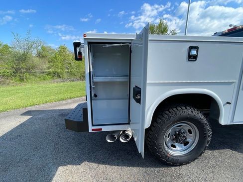 New 2026 Ford F350 XL w/ XL Off-Road Package AWD/4WD image 22